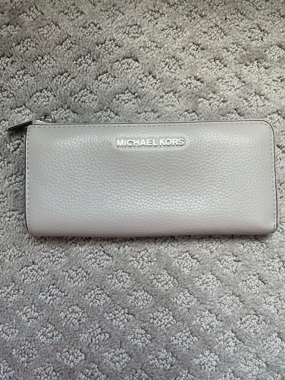 Michael Kors Light Gray Pebbled Leather Zip Around Wallet Silver Logo